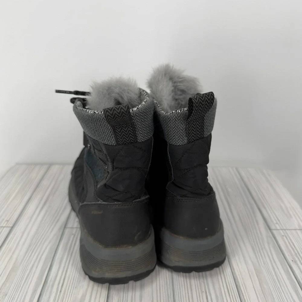 Columbia Meadows Shorty Omni-Heat Black Waterproof Winter Snow Boots‎ Women's 9
